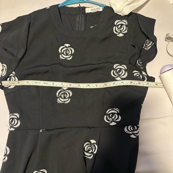 30 -  Formal Black Rose Embroidery Puff Sleeve Dresses  Bodycon A-line - Picture 8 of 11